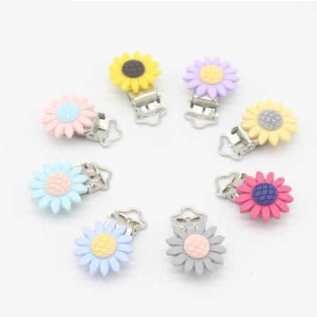 Daisy Flower Sclausura Pacifier Clip Metal Dummy Clips Teething Soother Holder Clip Baby Feeding Accessories Tools