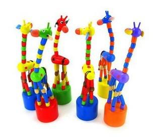 Colorful wooden toy animal standing giraffe baby toy home decoration random delivery wooden toys