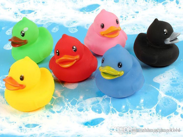 Bath Duck Sound Floating Rubber Ducks Squeeze-sounding Dabbling Toy Rubber Duck Classic Toys