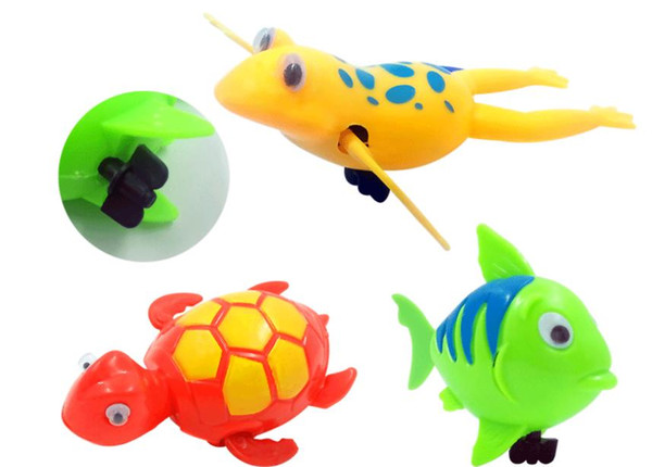 Children bathing toys, upper chains, swimming toys, upper chains, swimming animals.