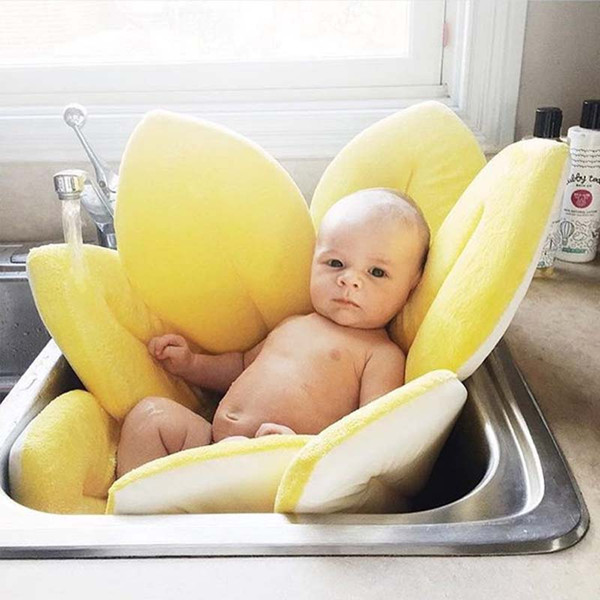 New Baby colorful soft bathtub mats baby shower lotus petal flower pads baby tub fold plush newborn bath non-slip mats
