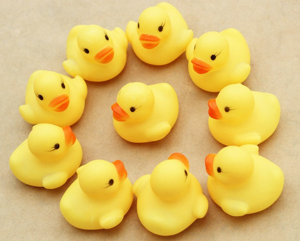 New Baby Bath Water Toy toys Sounds Yellow Rubber Ducks Kids Bathe Children Swiming Beach Duck Ducks Gifts
