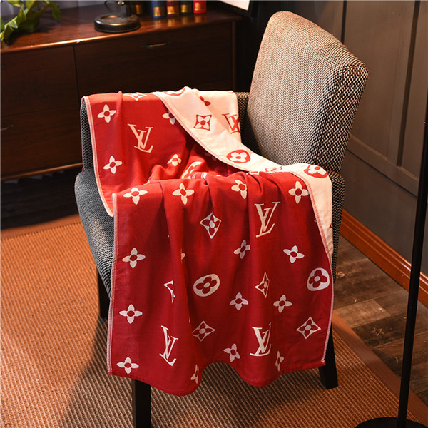 2019 Hot sale High quality fashion letter bath towel adult children bath towel 70 * 140 cm comfortable three-layer gauze bath towel