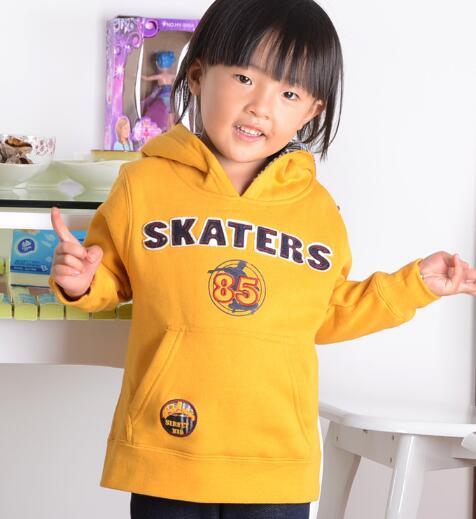 Children's clothes with hats, children's clothes, mice and children's clothes free of freight