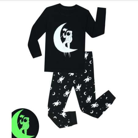100 Cotton 2 pieces Boys Pajama Kids Glow in the Dark Astronaut Printing Pajamas Pijamas Kids Pijama Unicornio Infantil 1-7 Year