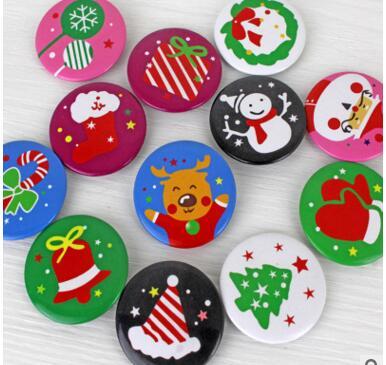 Brooches For Clothes Christmas Decoration Badge Pins Round Hat Backpack Accessory 4*4cm Cartoo Brooch Free Shipping