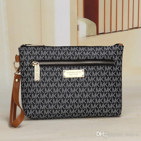 Free Shipping New Luxury Shoulder Bag Envelope Bag Fashion Brands Casual Lady Shoulder Bags Can Hold Small Square Bags