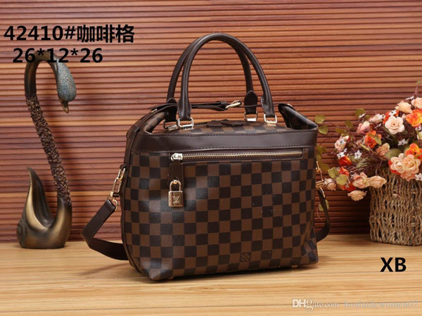 2018 Classic Locking bag with lock Free shipping hot sell Wholesale retail bags handbags shoulder bags tote bags messenger