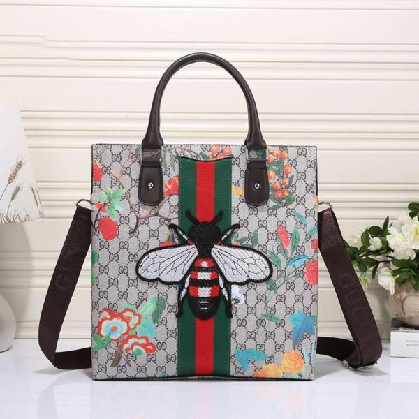 AAA+ Leather Handbags Women Leather Shopping Bag New Arrivals Fashion Luxury Designer Woman Totes Crossbo
8000
dy Bag
