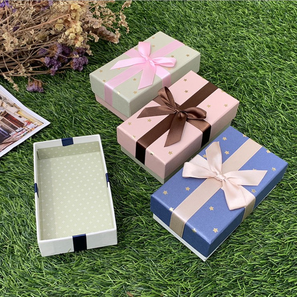 Christmas Gift box creative packaging boxes finished cardboard box jewelry gift box with bow boutiques package