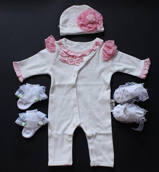Elegant Newborn Baby Gift Sets 4 Pieces Cover Long Sleeve Romper Flower Hat Lace Socks Shoes