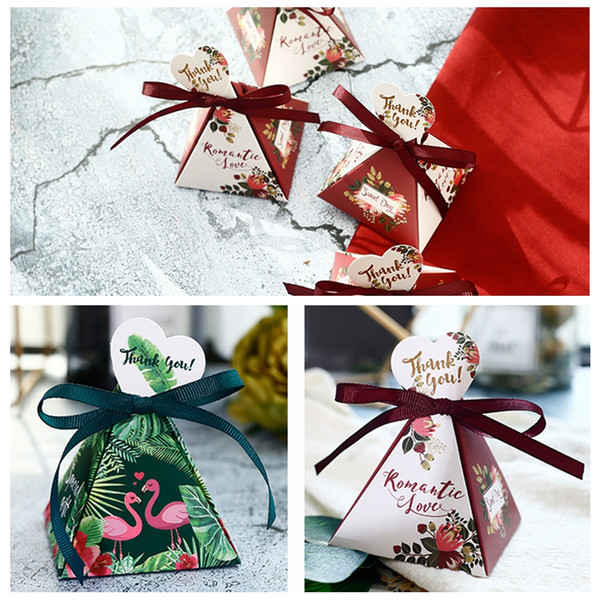 50Pcs Green Flamingo Triangular Pyramid Candy Boxes Wedding Favors Bridal Shower Party Gift Box Giveaways Box DDA713