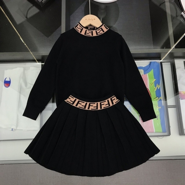 Designer Luxury Two Piece Outfits Suit Korean Children Girl Athletic Twinset Baby Kids Clothing Set Short Sleeve Sweater Clothes 092006