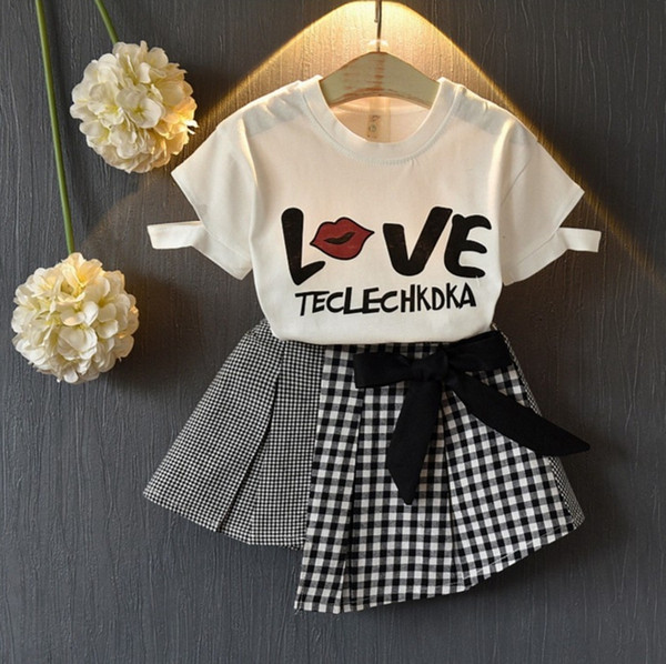Kids Girls Outfits Love Printed Children Shirts Plaid Skirt 2PCS Sets Summer Kids Clothes Sets Boutique Baby Clothing 2 Colors YW2274