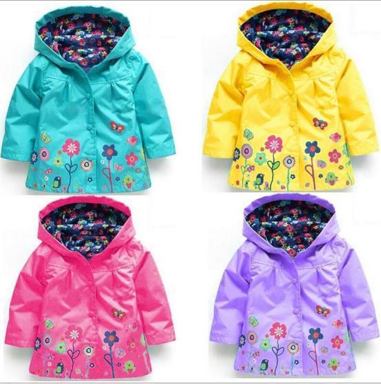 2018 new children's wear children's coat girls lovely flowers windbreak and rain proof clothes.