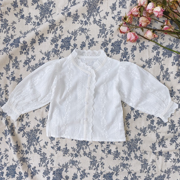 2020 Spring Baby Girls White Lace Embroidery Shirts Korean Style Pure Cotton Toddlers Children Princess Blouses Sweet Tops T200229