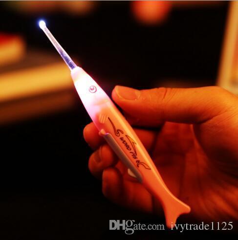 new arrivals Baby Kids Health Care Earpick Fish Shaped Baby Safe LED Flashlight Earpick