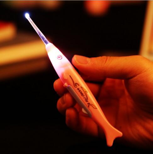 new arrivals Baby Kids Health Care Earpick Fish Shaped Baby Safe LED Flashlight Earpick