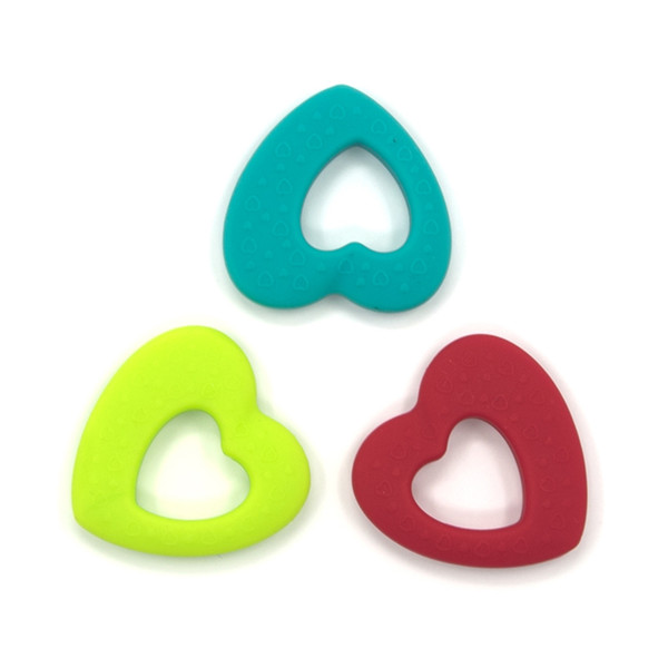 Silicone Teething Heart Pendant for Mom Chew Beads Silicone Necklace Teether 100% Food Grade Silicone Sensory Beads Teething Baby