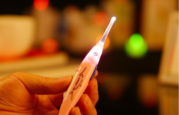 Baby Safe LED Flashlight Earpick Flashlight Earpick Baby Children Kids Safe Health Ear Care Cleaner Luminous Earpicks DHL Shipping
