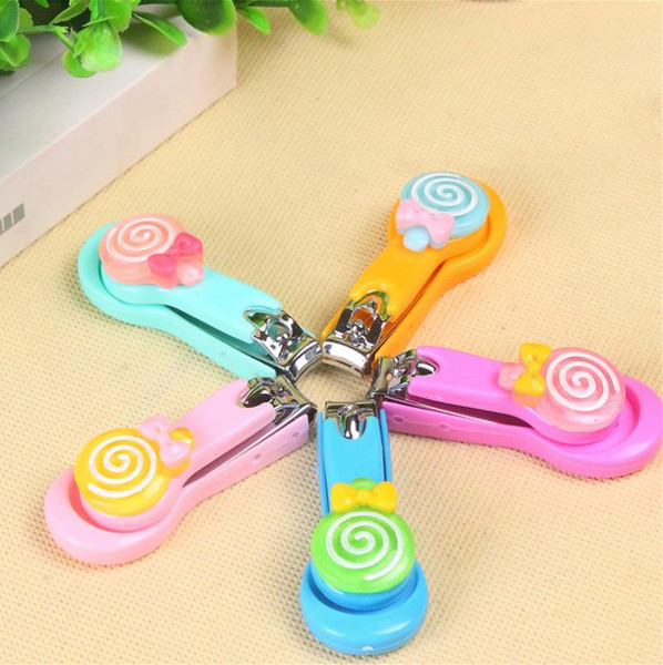 Candy Color Lollipop Kids Nail Clippers Cute Clipper Trimmer Scissors Baby Nail Care Random Color
