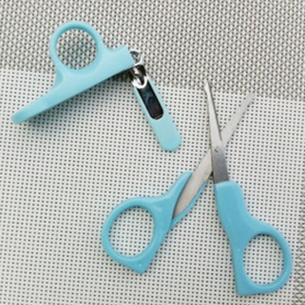 Lovely Mini Baby Care Convenient Daily special Baby Nail scissors Care Set Practical Clipper Trimmer color random
