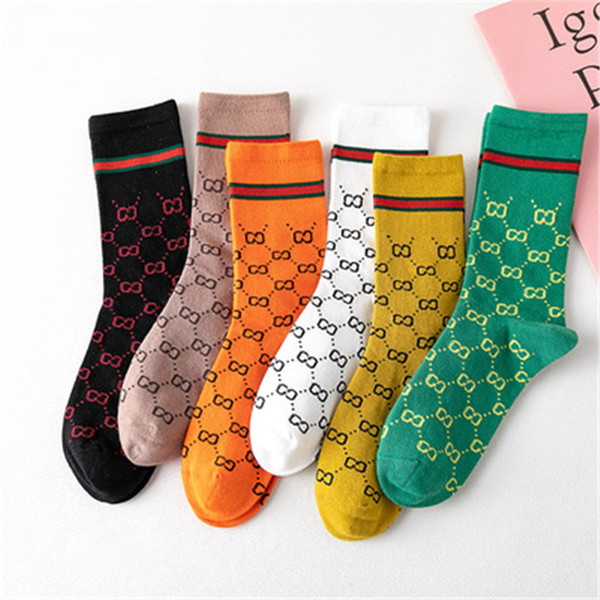 Fashionable Brand Stockings American European Street Hip-hop Socks Fashion Monogram Ladies Stockings Cotton Pile Socks Wholesale