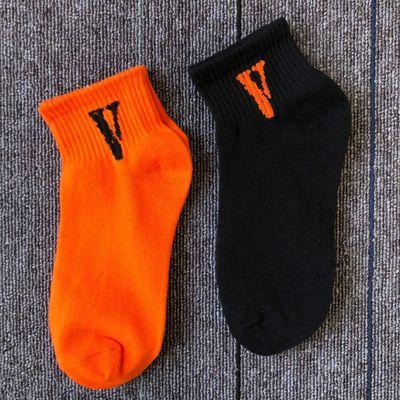 Orange Black Brand Letter V Design Socks European and American Alphabet Hip-hop Street Skate Socks Cotton Men Women Couples Socks