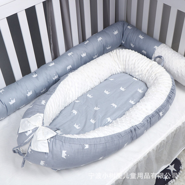 New Baby Crib Uterus Bionic Bed Baby Sleep Bed cotton Foam Velvet Kit Portable Bed 80*50cm