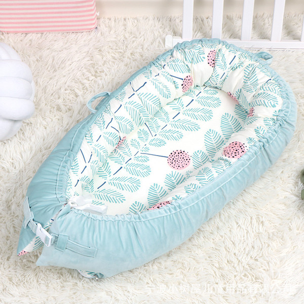 American New Baby Cribs Neonatal Uterus Bed Flannelette Cotton Portable Baby Bed Detachable 80*50 cm