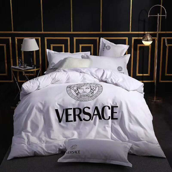 High Quality Branded Cotton Letter Series Bed Linens 4pcs Bedding Sets Bed Set Duvet Cover Bed Sheet Household Cover Set