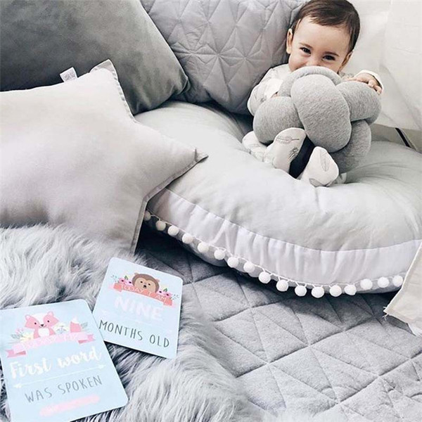 Hot selling Lovely Soft Children's Room decoration round baby crawling mat wool ball lace super soft thickened children's carpet