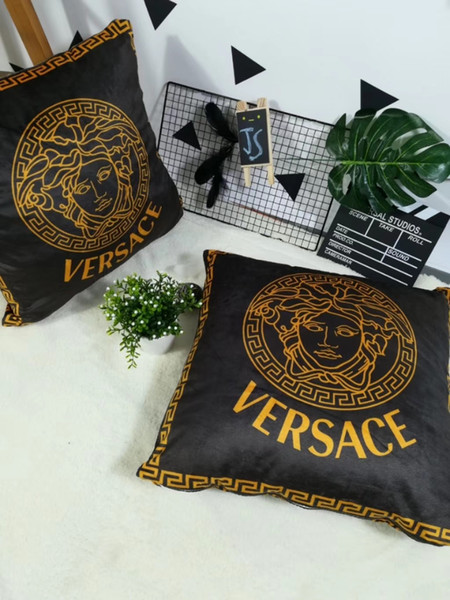 2019 New arrivel Fashion Brand new Pillow case Decoration 50*50cm Fashion Pillow High Quality Fashion Brand Pillows (no Pillows)