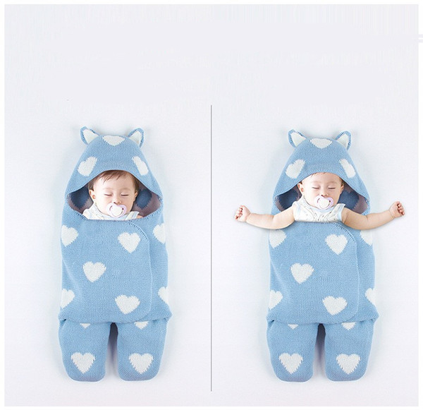 New Hot Sale 3 Colors Newborn Baby Knitted Sleeping Bags Heart Printed Infant Blanket Handmade Wrapped Super Soft Sleeping Bag With Hat