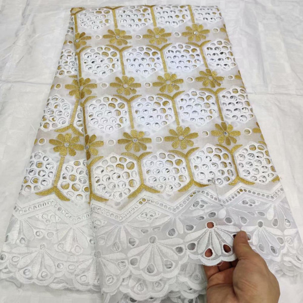 100% Cotton Swiss Voile Lace In Switzerland With and gold embroidey African Dry Lace Fabric 2019 High Quality for dress