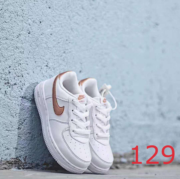 Kids Designer Shoes 2019 New Casual Fashion Color Matching Luxury Basketball Shoes Trend Pattern Sports Shoes Teens Boy Girls 6 Styles 2 PCS