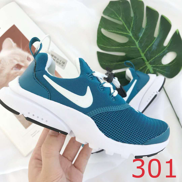 Childrens Designer Sports Shoes Fashion Solid Color Sneakers Trend Breathable Running Shoes Boys Girls Mesh Outdoor Shoes