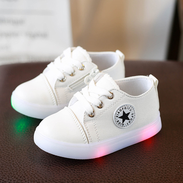 2018 European fashion LED baby girls boys shoes solid lace up new brand baby first walkers hot sales canvas sneakers