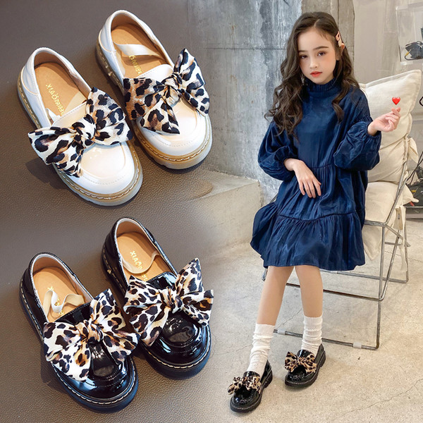 AAdct 2020 spring girls shoes flats new fashion soft sole little kids shoes Leopard Print Patent leather princess children shoes