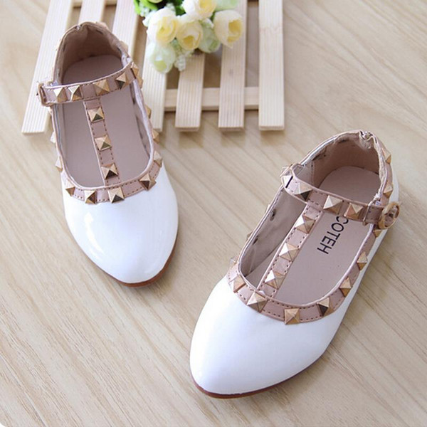 children rivet shoes Wholesale Baby's Flat shoes size 21-36 Rivet for Girls Leather Red pink white black Rubber Unisex
