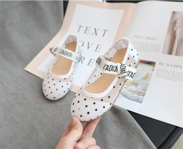 2020 spring new Girls breathable princess shoes casual mesh splicing small Girl flat shoes black white Soft bottom Comfortable baby shoes