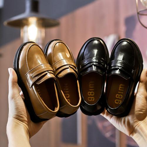 Boys Fashion Flat Shoes 2020 New Arrival Solid Color Children Slip-on Shoes Boys Brand Pointed Toe British Style Shoes Hot