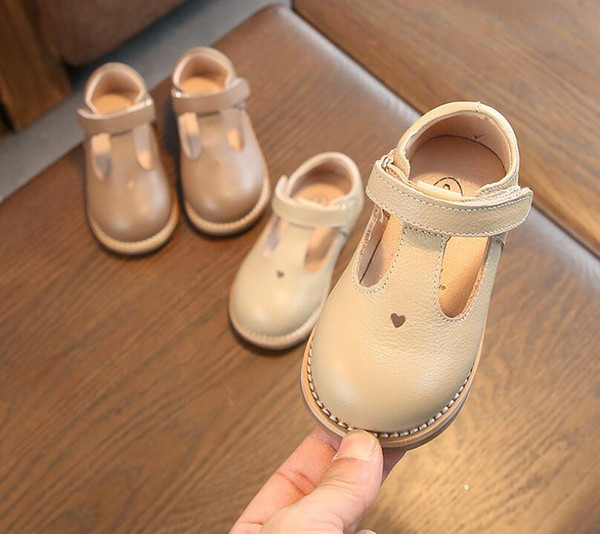 Girls 2019 spring and autumn new leather tendon soft bottom baby 1-5 years old small shoes casual wild single shoes tide