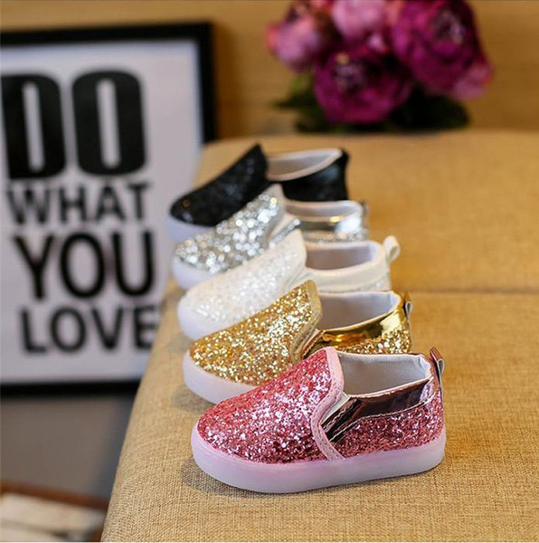 Kids Glowing Sneakers Baby Girls Boys LED Light Shoes Toddler Anti Slip glitter Sequins Sports Casual Shoes
