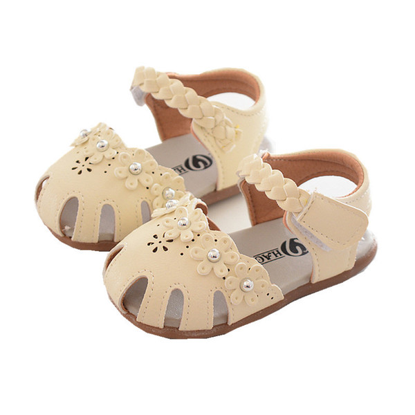 Wholesale Toddler Baby Girl Shoes Summer kids designer shoes girls sandals Cute Beaded Flower Princess Sandals for Girls sandalias Beige