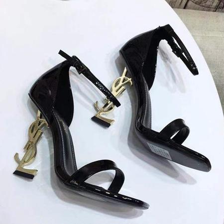 2019 Woman fashion designer shoes heels sandals designer sandals Designer sandals Original box 35-42 Free DHl 02