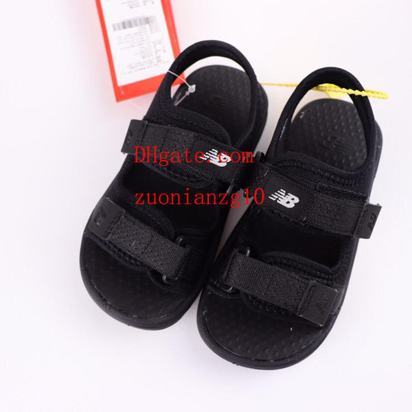 Newest Kids cute cartoon letter print slippers fashion Boy Girl stripe rubber summer sole Non-slip beach Slide Sandal ni-ke27