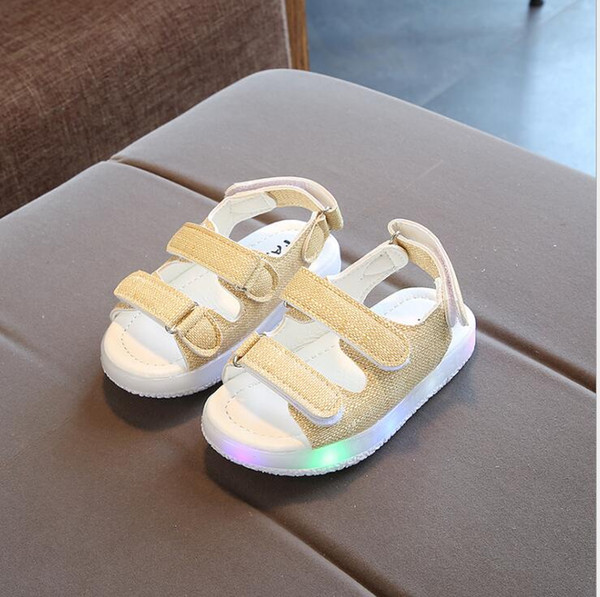 kids shoes Summer children's Shoes Boys sandals children's LED lighting girls beach shoes Korean version hollow breathable soft bottom