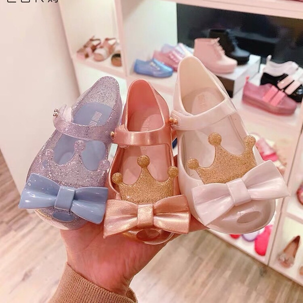Mini Melissa 2020 New Girl Jelly Sandals Crown Summer Sandals Melissa Children Cute Sandals Beach Shoes Toddler Shoes 13-18CM Y200103