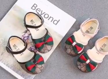 Spring and summer new big bow girls sandals Baotou middle and small children sweet princess shoes summer half sandals AAA